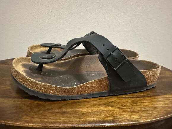 Birkenstock Shoes - Birkenstock Gizeh Birko-Flor Thong Sandals in Black size 39 B1